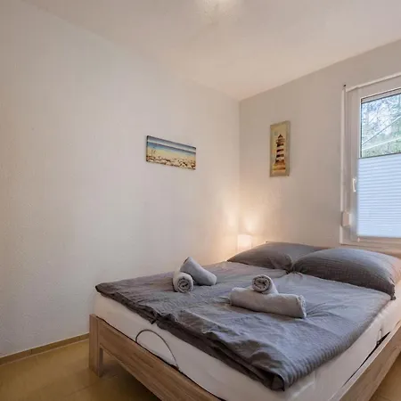 Apartman Ferienhaeuser Hitthim - Neuendorf Baabe